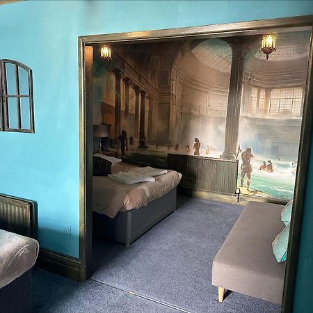 Stonehenge Inn & Shepherd'S Huts Bulford Exteriör bild