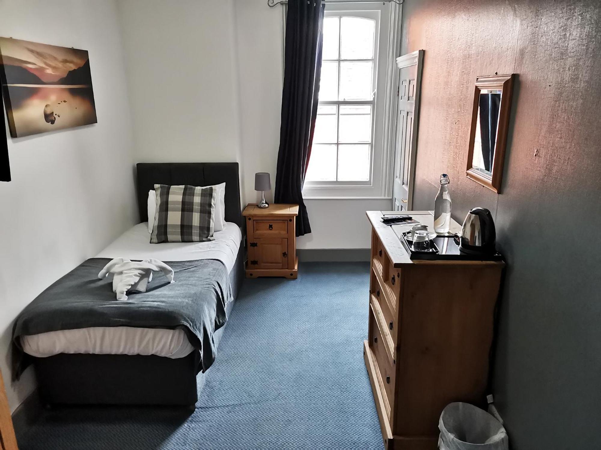 Stonehenge Inn & Shepherd'S Huts Bulford Rum bild